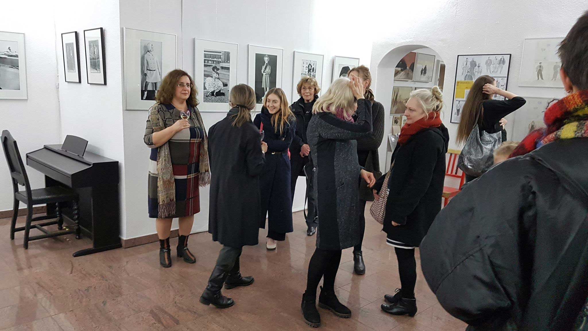 «Chic, Charmant und Planwirtschaft», Galerie «Vinogradov»